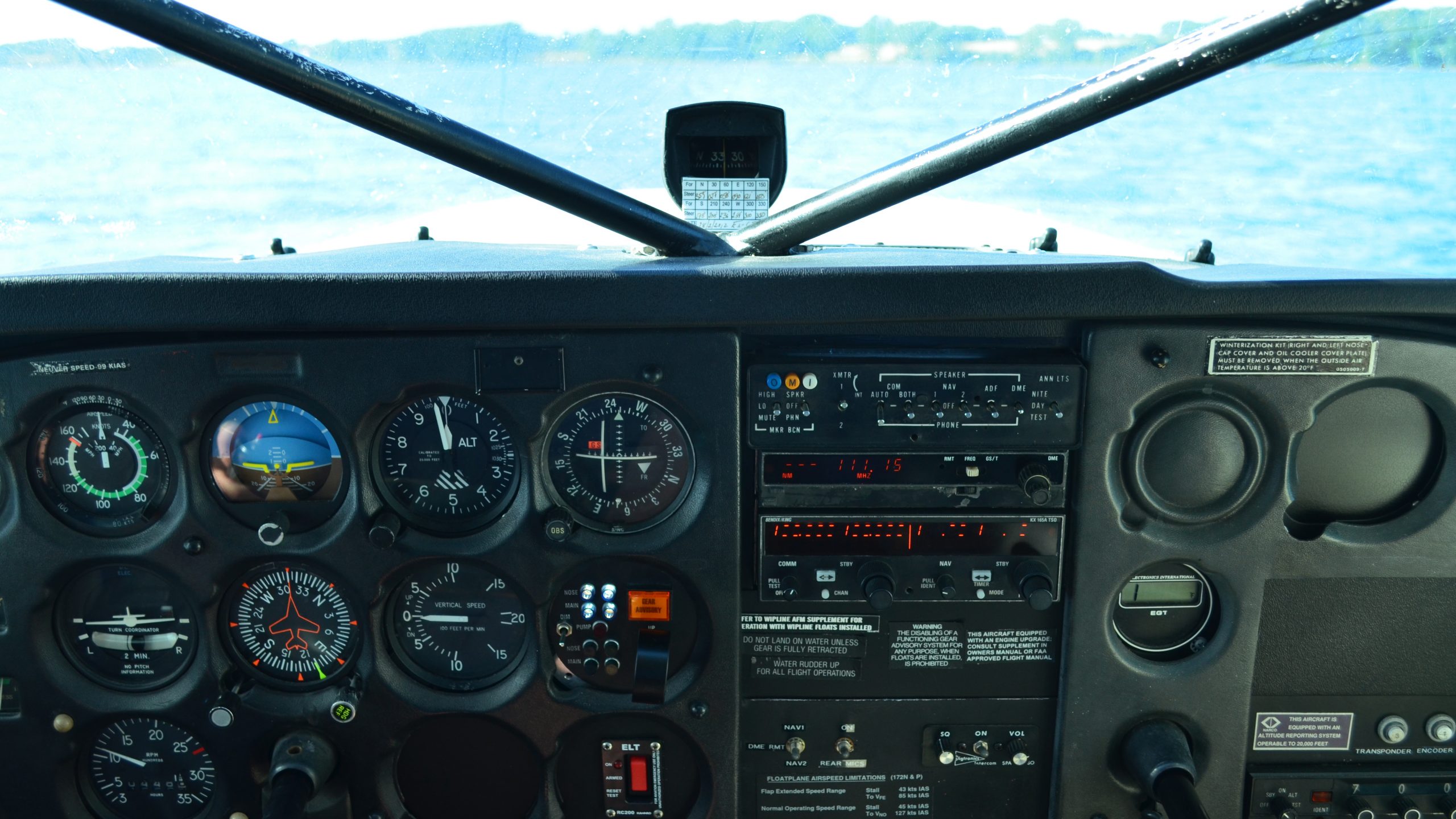 Cockpit Wasserflugzeug Cessna 172 P Amphibian