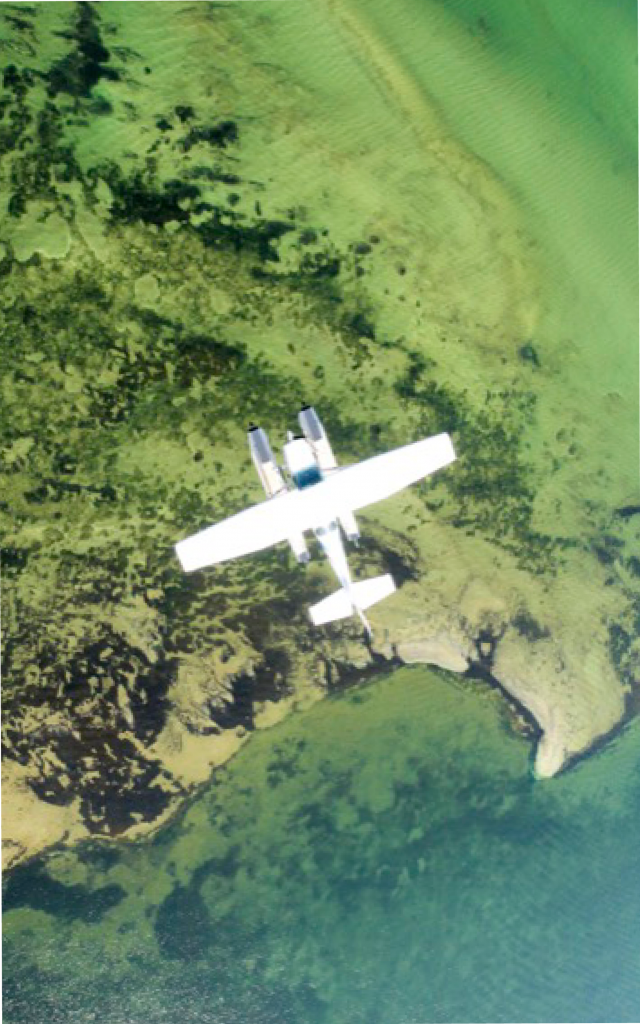 Wasserflugzeug über der Flensburger Förde bei Holnis